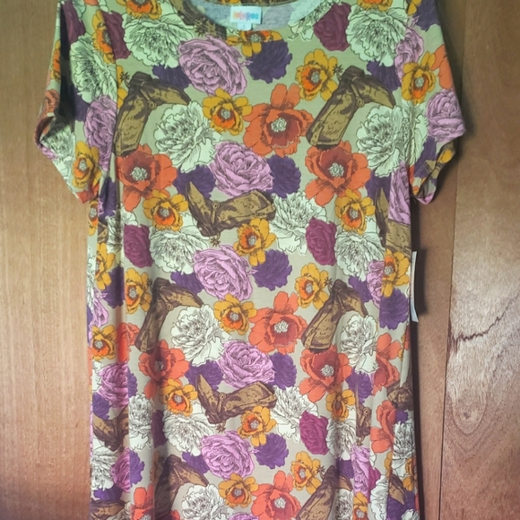 Lularoe Carly Dress - Picture 1 of 3